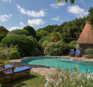 Shalfleet Manor